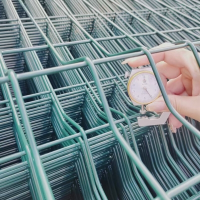 PVC Coated 3D Curved Welded Wire Mesh Fence For Farm With Peach Square Round Post