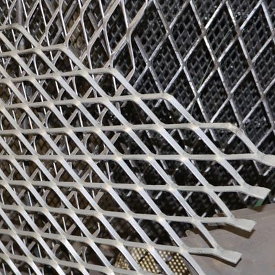 Stainless Steel Expanded Diamond Mesh Metal Lath Galvanized Steel Diamond Shape  0.5-3.2m Width