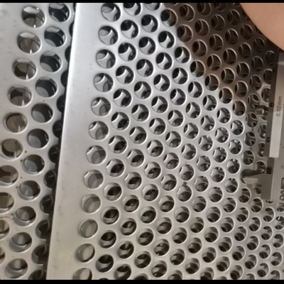 Galvanized Round Hole Perforated Metal Plates Wind Proof Dust Screen